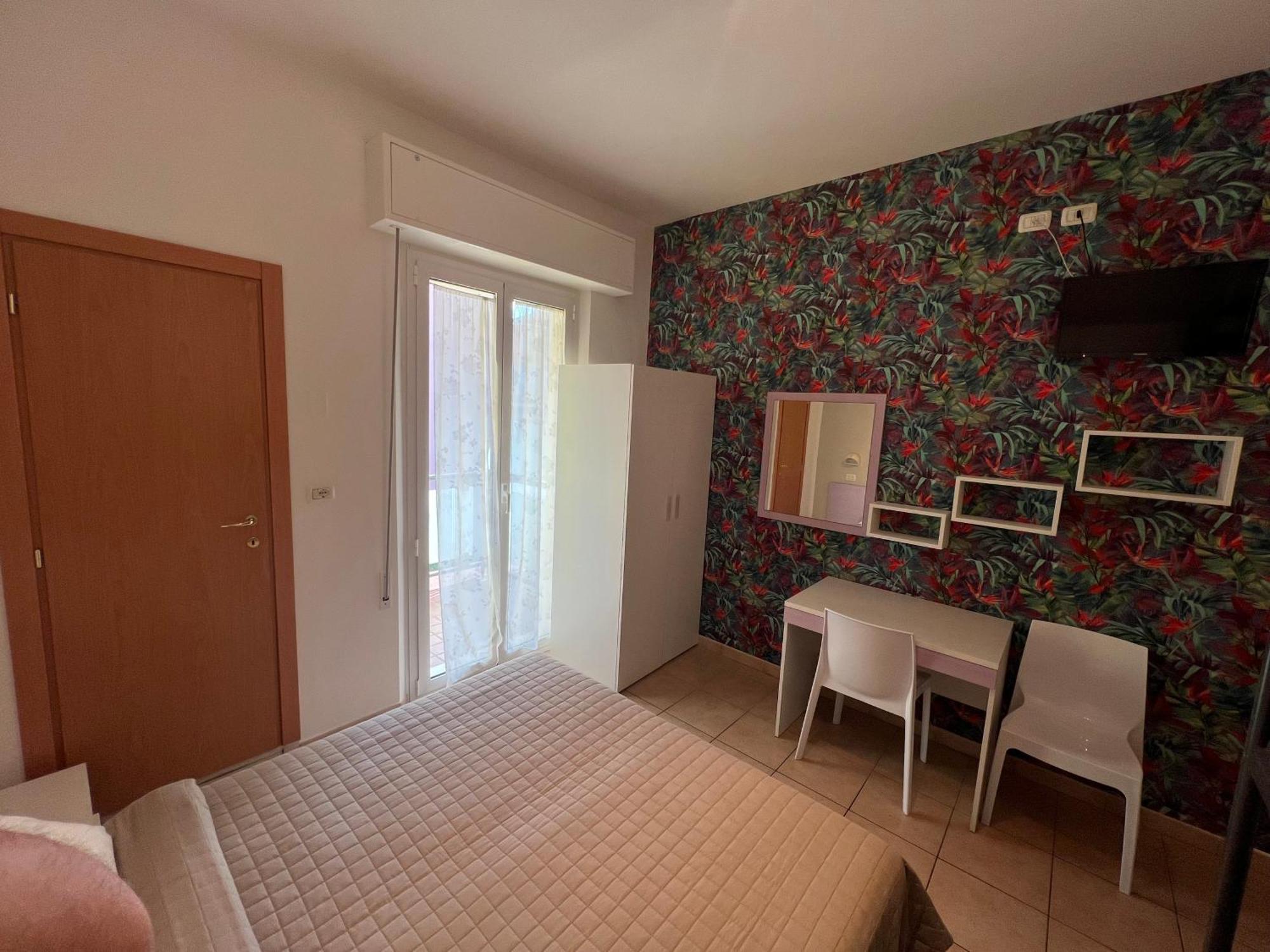 Lotus Hotel All Inclusive & Spiaggia Rimini Exterior foto