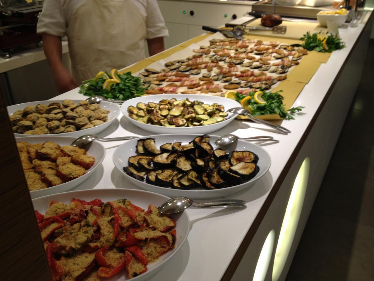 Lotus Hotel All Inclusive & Spiaggia Rimini Exterior foto