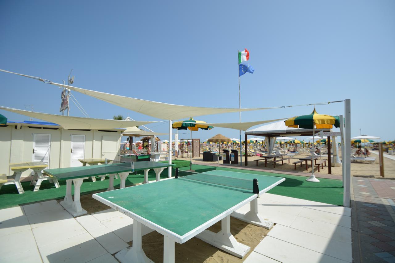 Lotus Hotel All Inclusive & Spiaggia Rimini Exterior foto